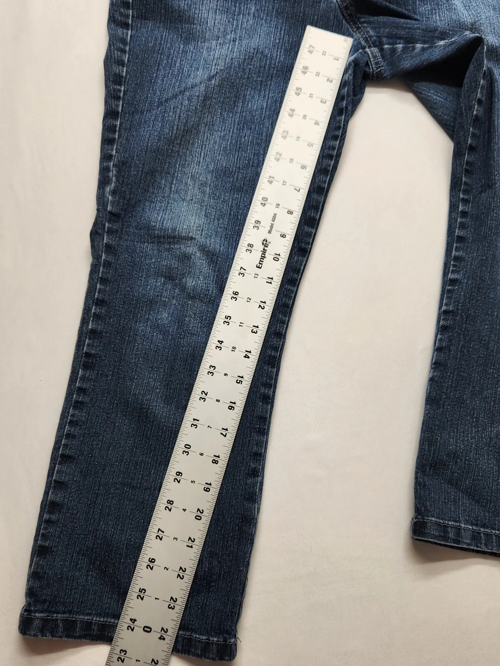 ⭐Bandolino Blu Comfort Stretch Capri Jeans Streetwear Casual Summer Size 10